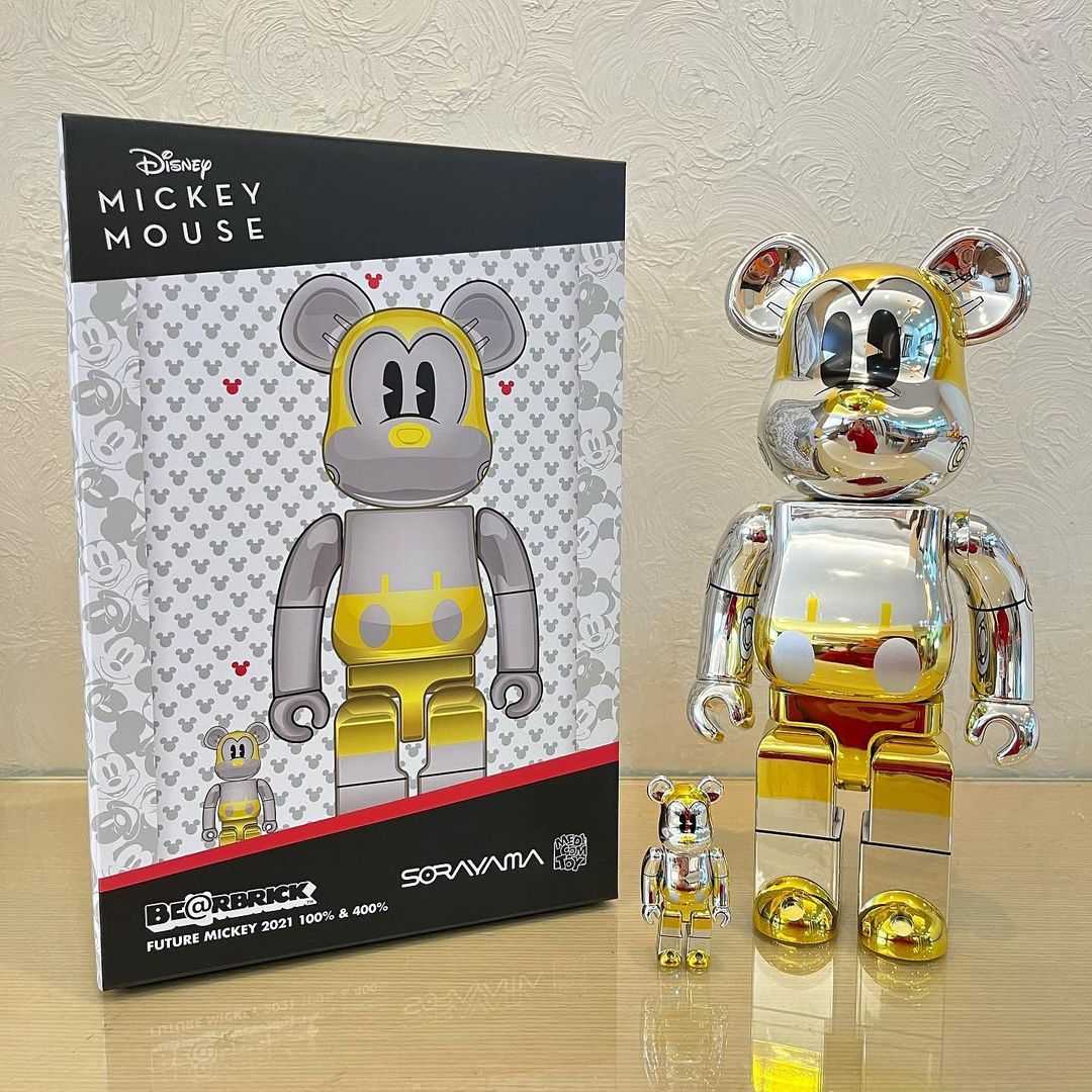 ハンドメイドBearbrick FUTURE MICKEY 2021 400％