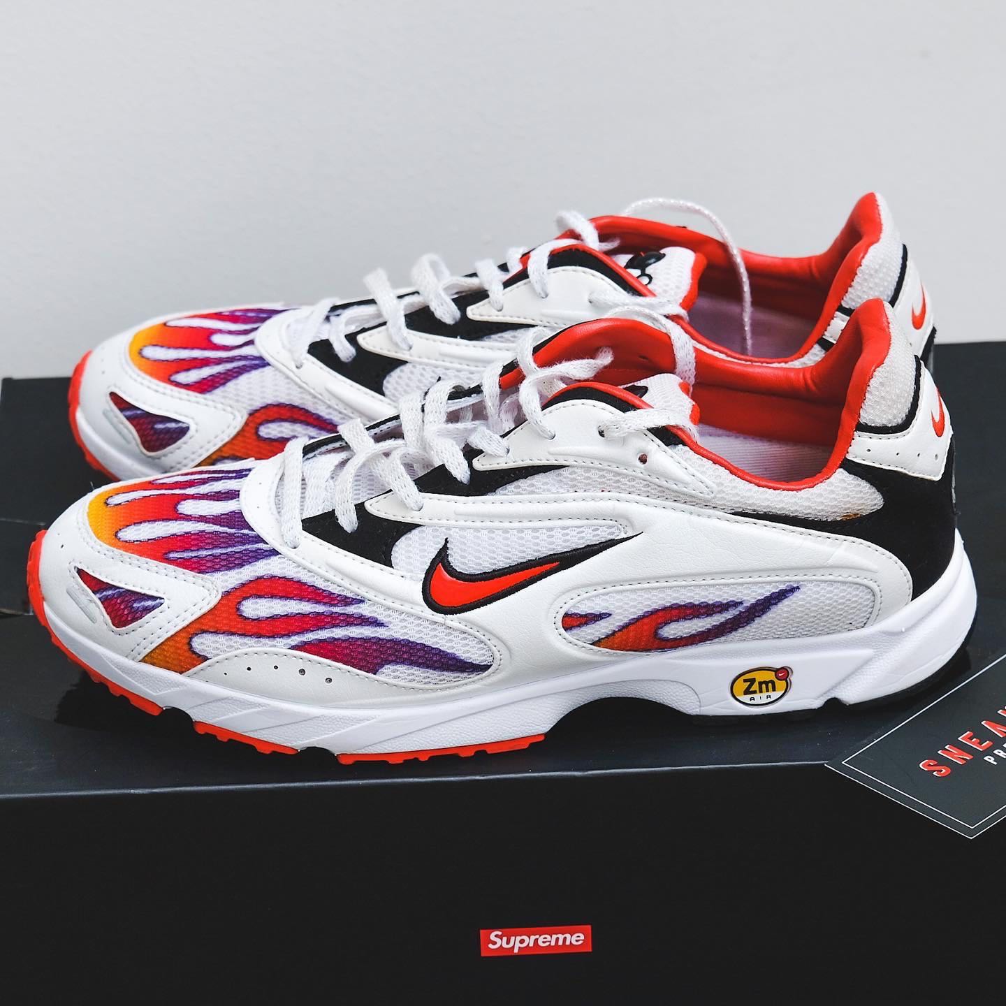 nike zoom streak spectrum plus supreme