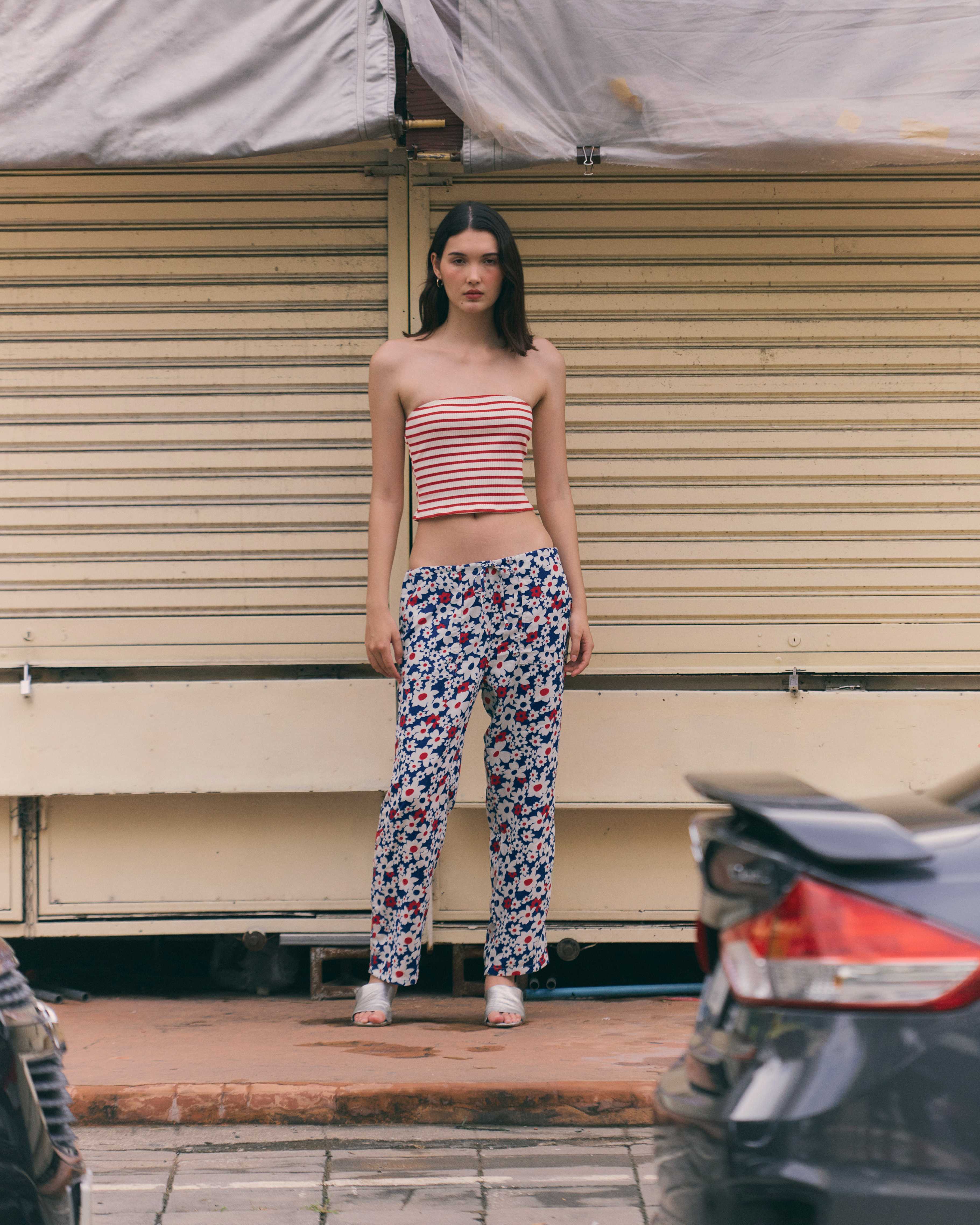 Floral Beach pants LINE SHOPPING