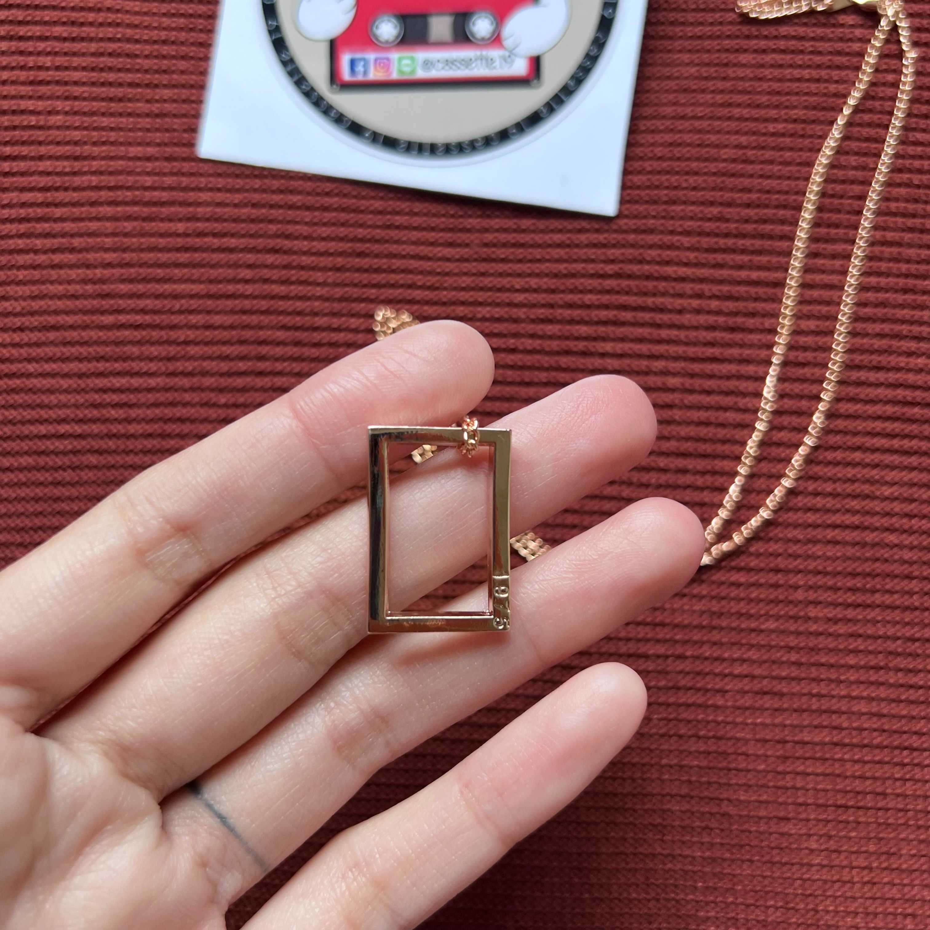 1975 rose deals gold necklace