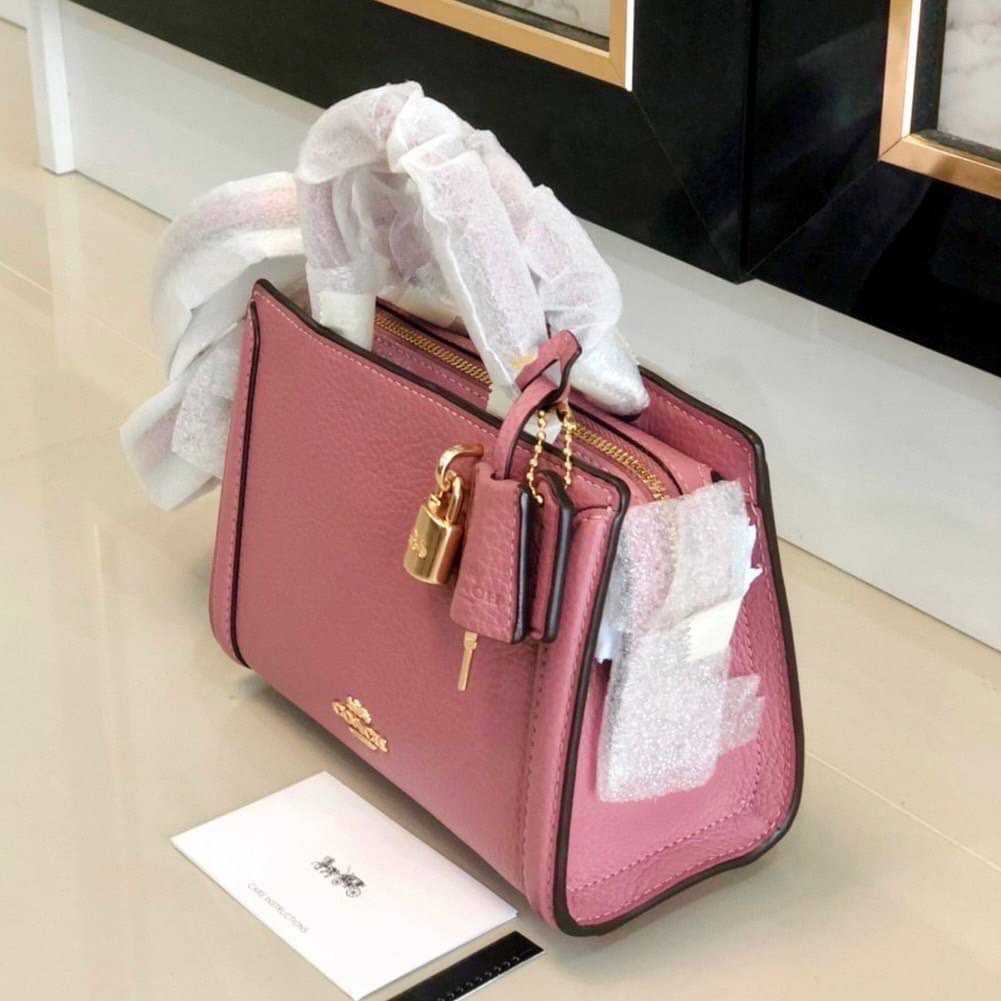 พร้อมส่ง 4,890 บาท MICRO ZOE CROSSBODY