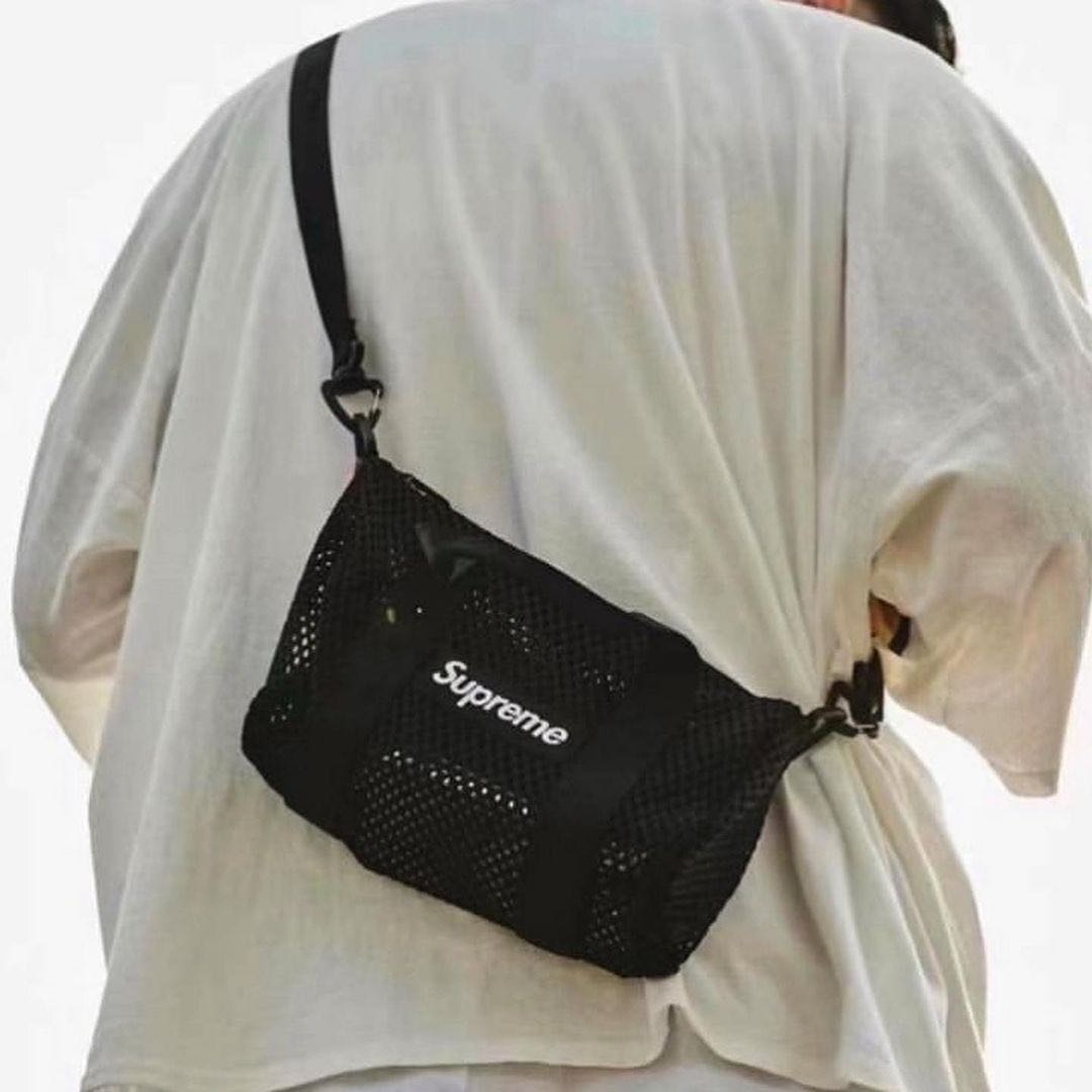 Supreme mini duffle bag black on sale