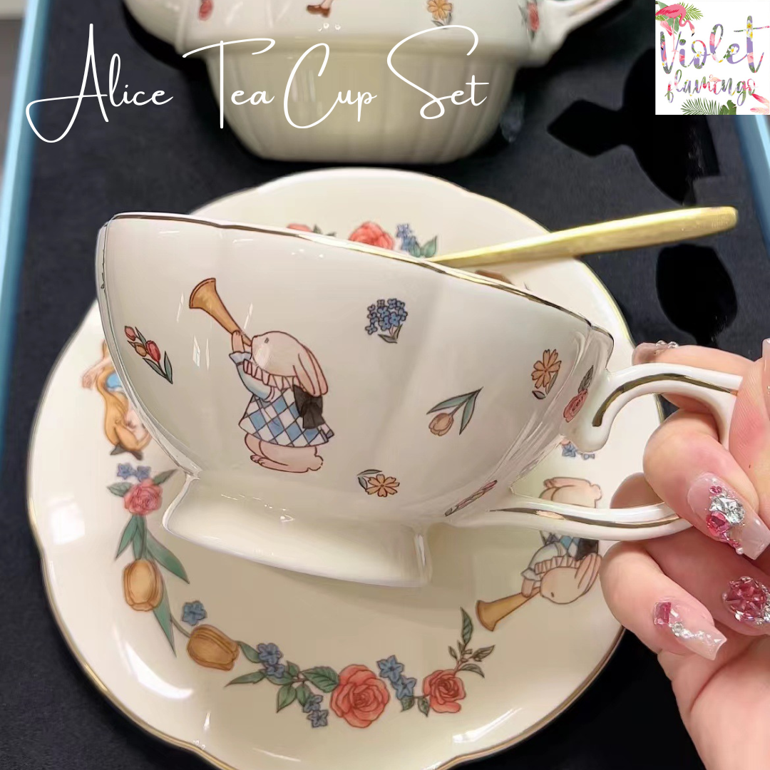 Alice Tea Set ชุดน้ำชาเจ้าหญิงอลิส (เซ็ตกาน้ำชา+แก้วชาพร้อมจานรอง+ตัว