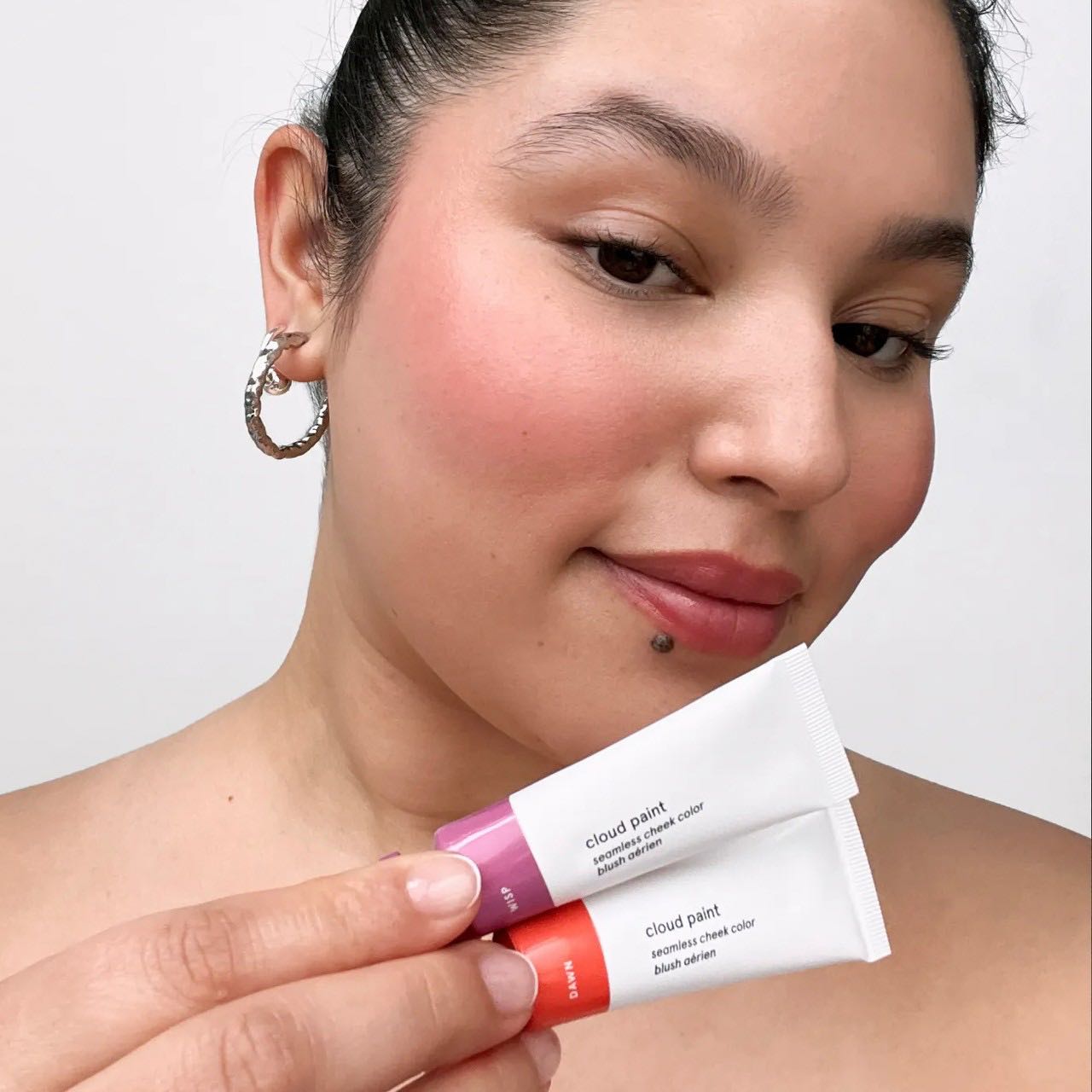 GLOSSIER Cloud Paint LINE SHOPPING