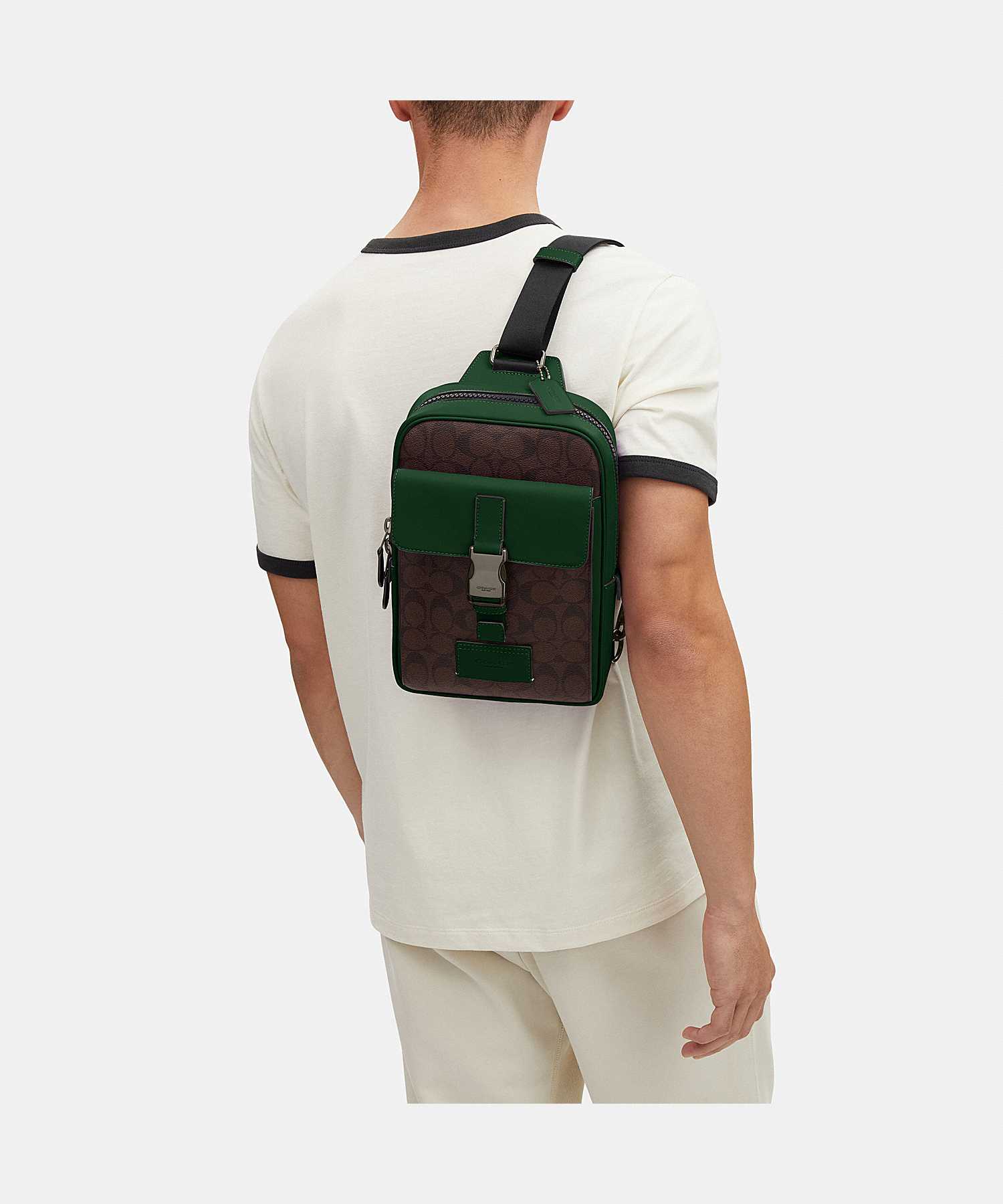 COACH TRACK PACK IN COLORBLOCK SIGNATURE CANVAS CL432 QBW5I LINE SHOPPING