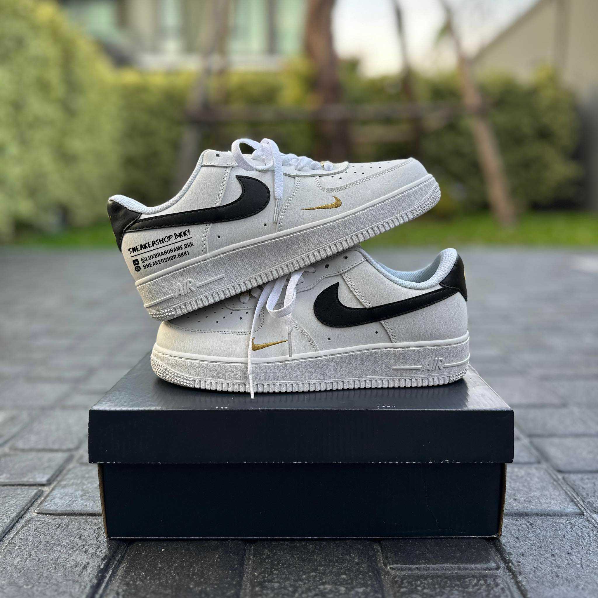 af1 essential