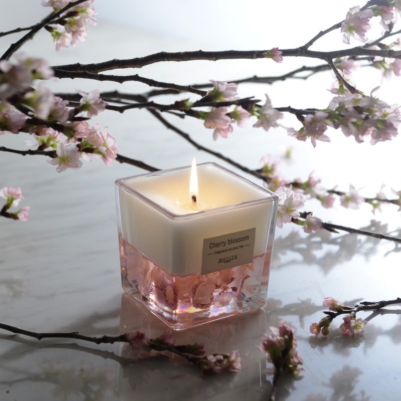 桜の香りの春めくフレグランスキャンドル