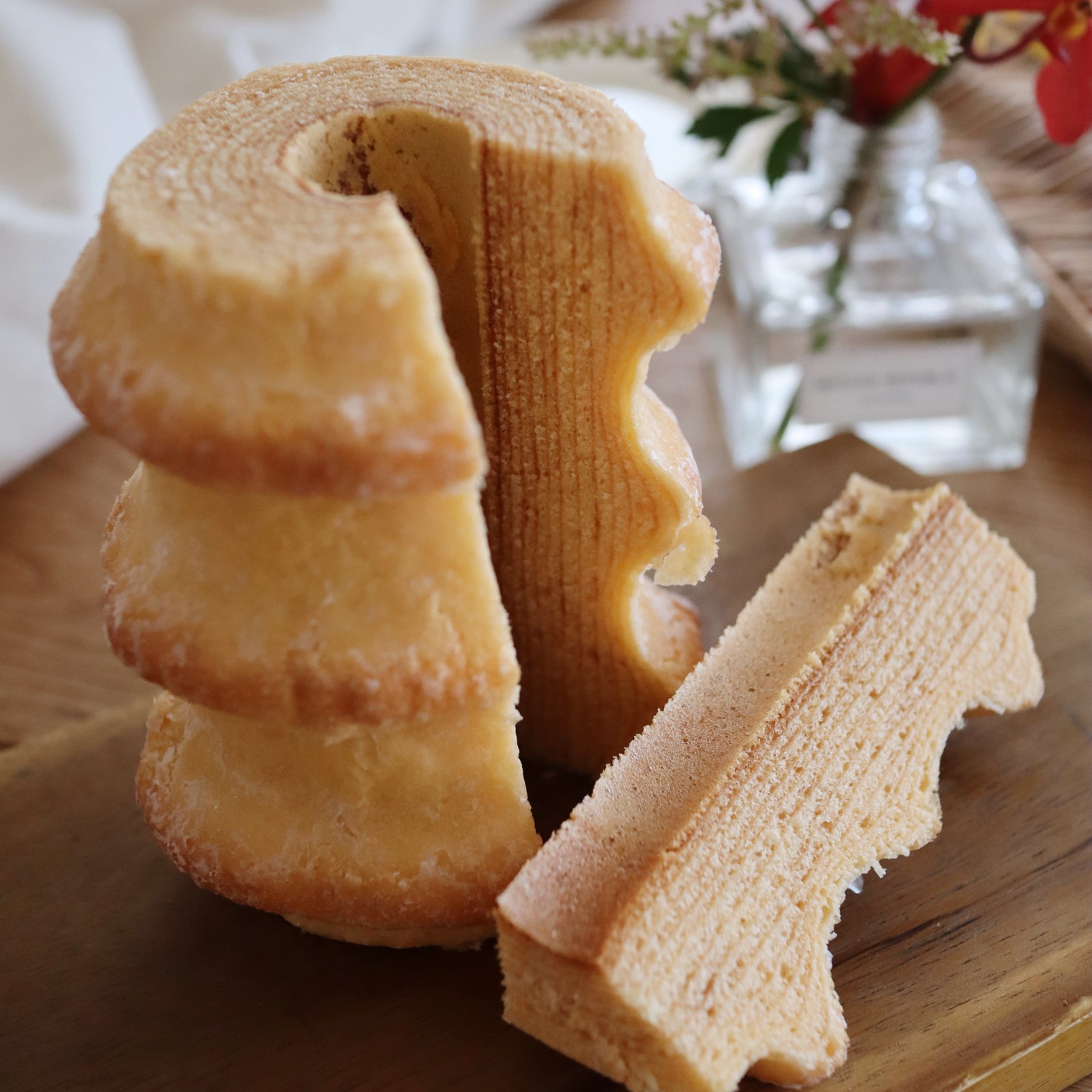 那須御養卵のシュガーリングバウムクーヘン