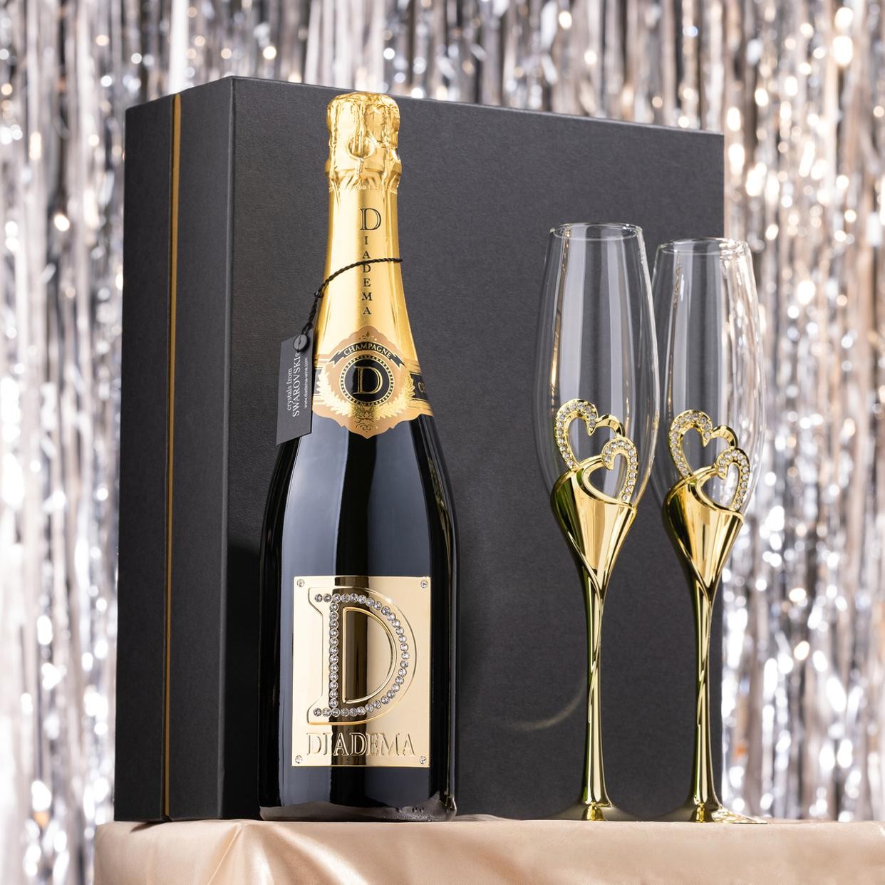 シャンパンセット ディアデマ  ドサージュゼロ シャンパングラス2脚 & スワロフスキーシャンパン 特製ギフトBOX 浜運 【送料無料】